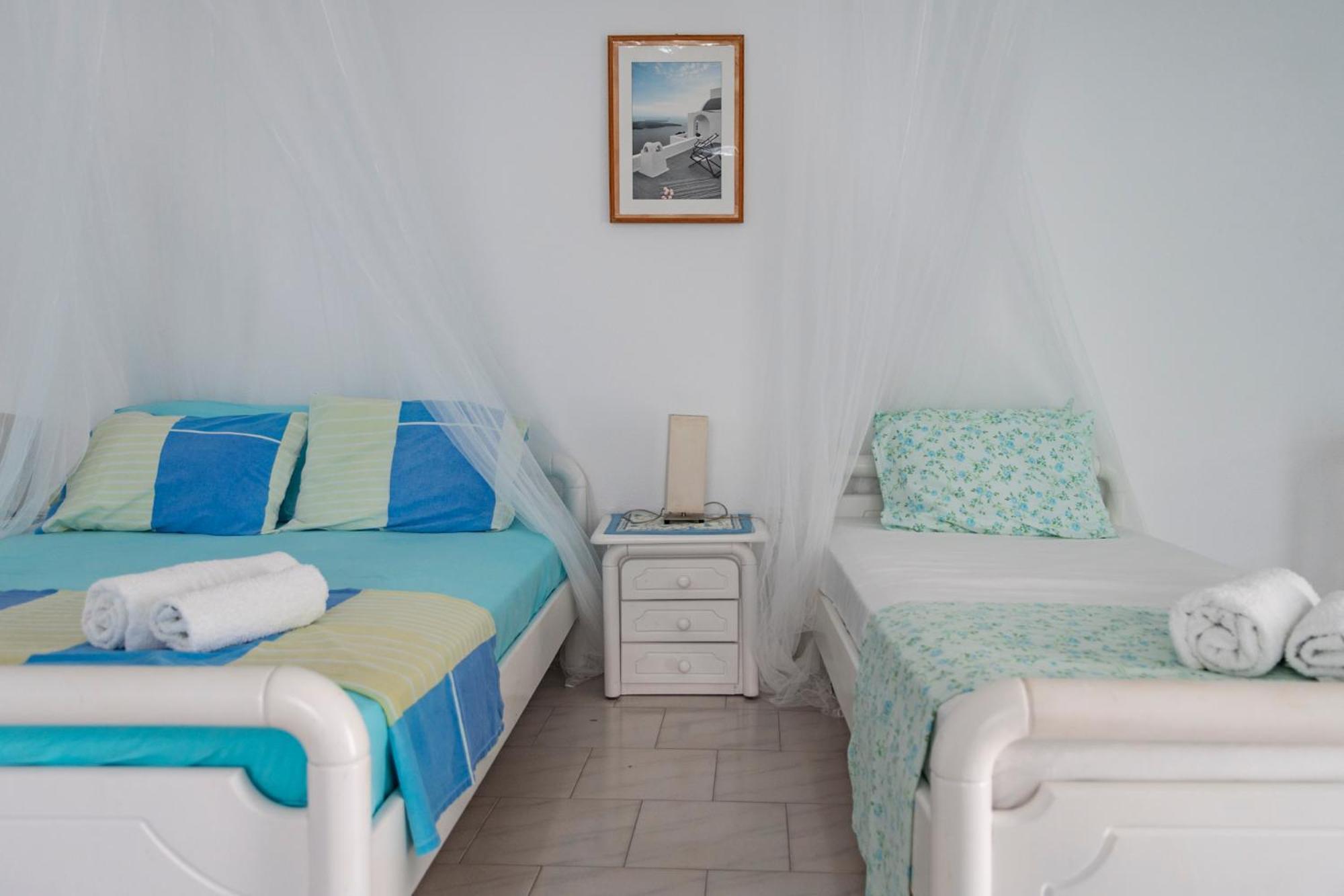 Paroscarmel Studio-Apartment Logaras Exterior photo