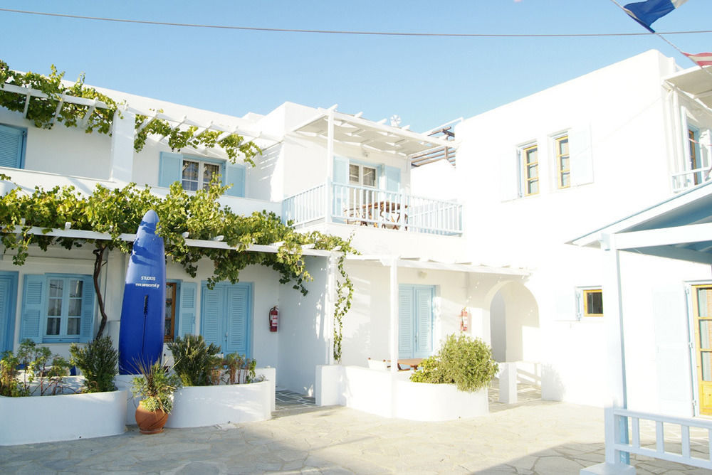 Paroscarmel Studio-Apartment Logaras Exterior photo